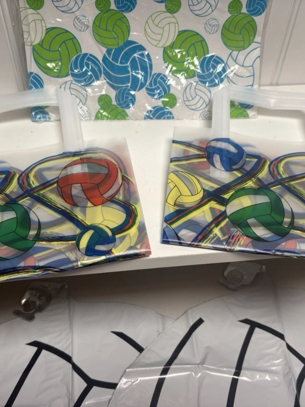 Y2K Volleyball Lot 2 Gift Bags 2 Mylar Balloons Scrapbooking Crafting Paper